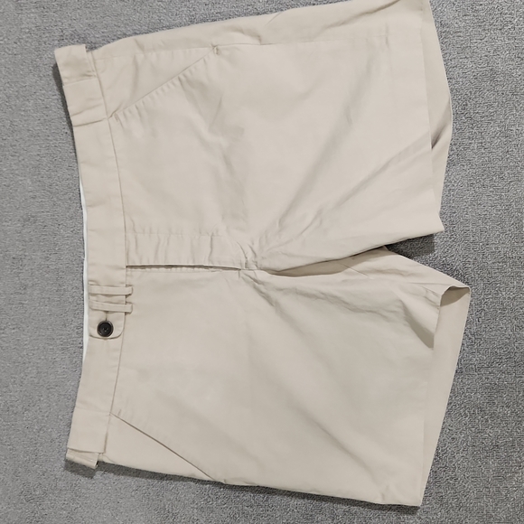 Unis Shorts - Picture 1 of 6